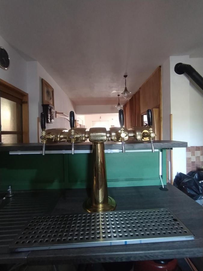 Haškovna - tradice zájezdního hostince u Prachovských skal Ohavec Exterior foto