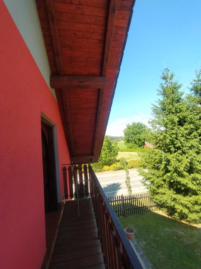 Haškovna - tradice zájezdního hostince u Prachovských skal Ohavec Exterior foto