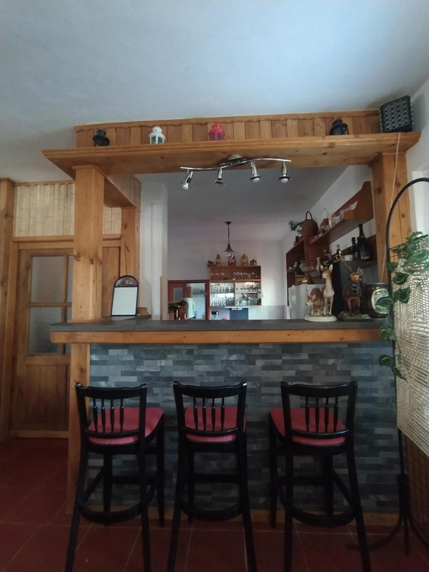 Haškovna - tradice zájezdního hostince u Prachovských skal Ohavec Exterior foto