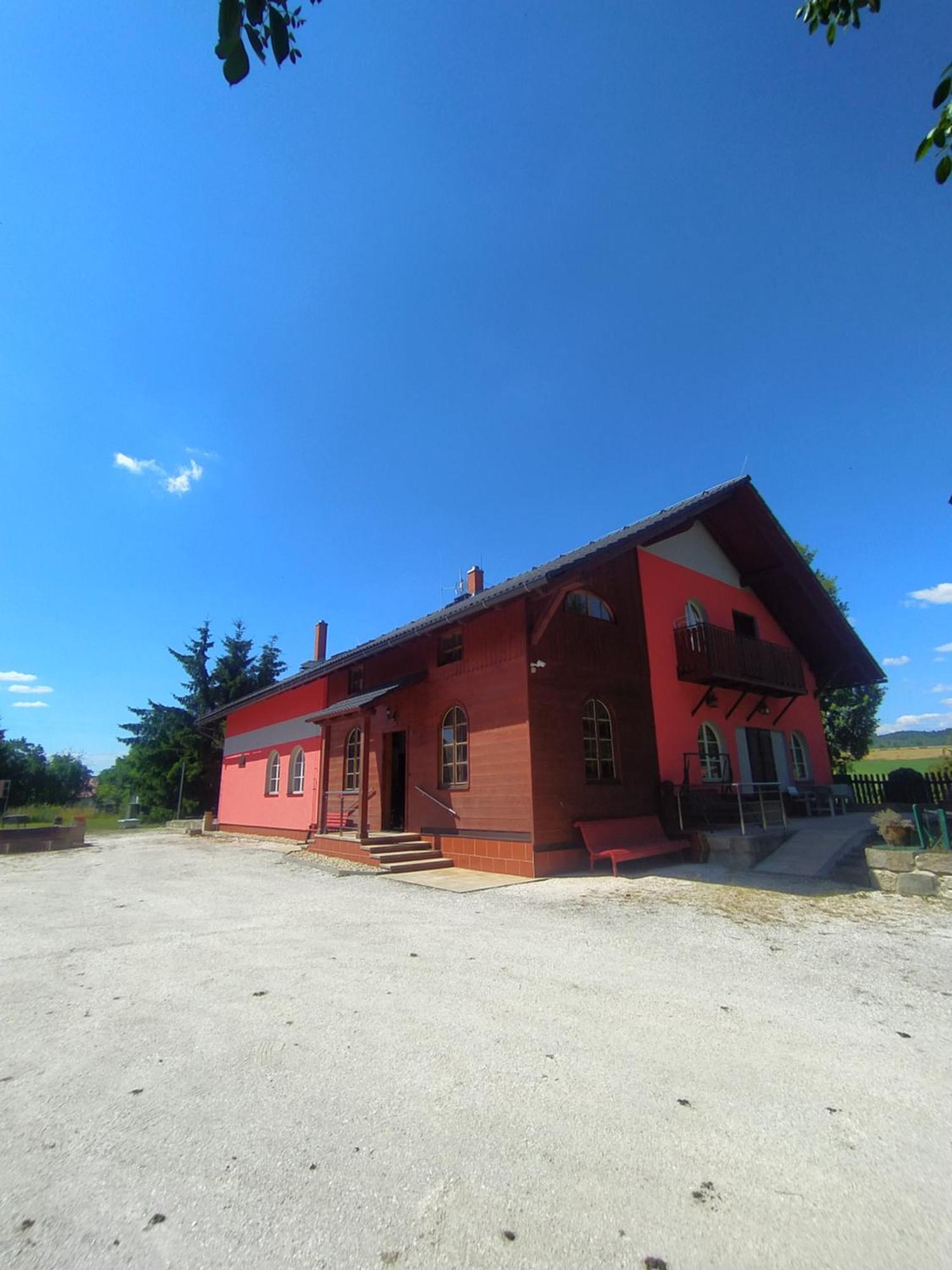 Haškovna - tradice zájezdního hostince u Prachovských skal Ohavec Exterior foto