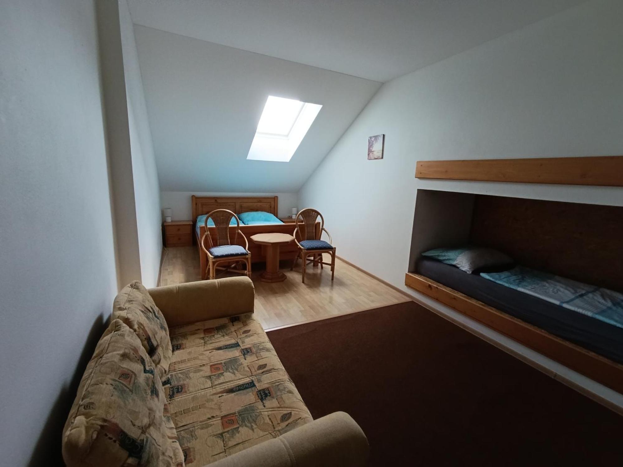 Haškovna - tradice zájezdního hostince u Prachovských skal Ohavec Exterior foto